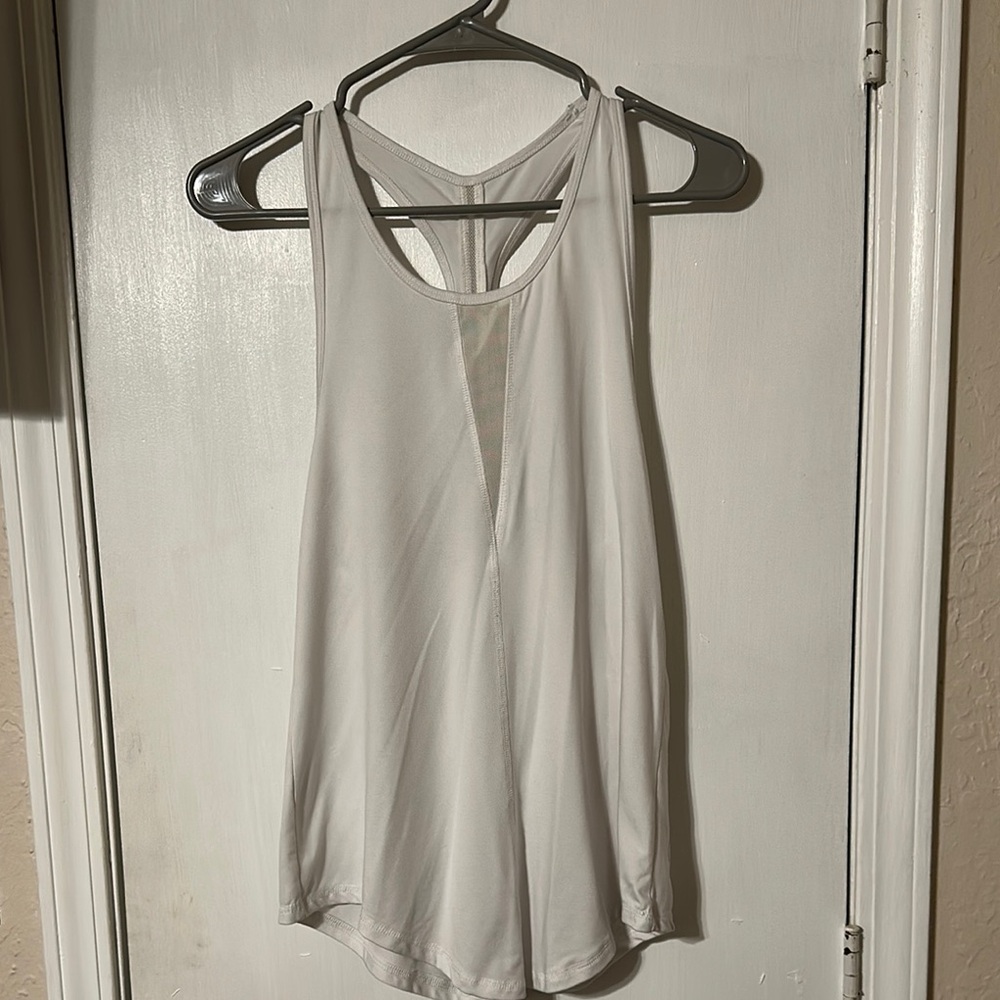 🌙 Zyia White Effortless Tank Top